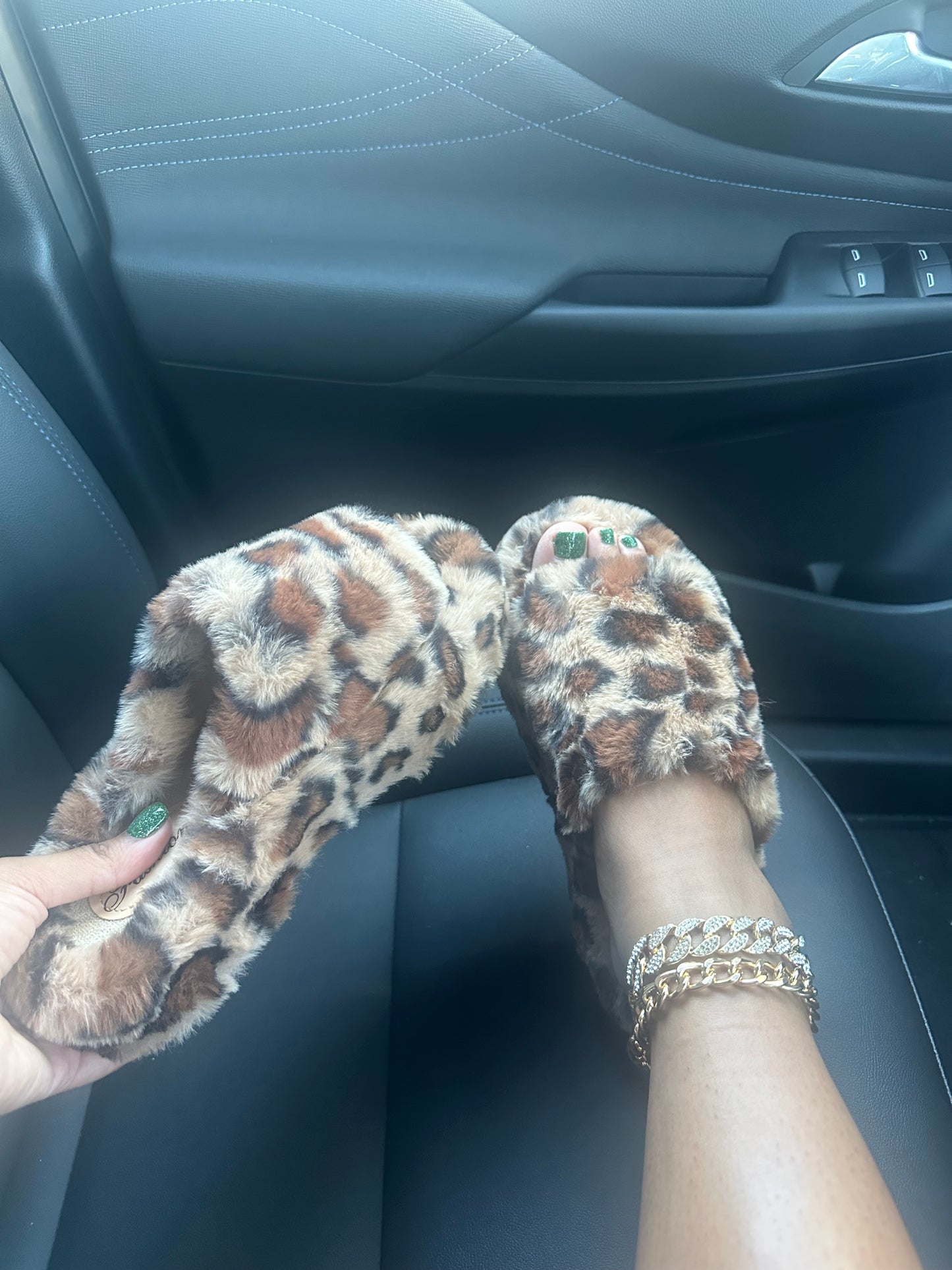 Fuzzy Leopard Print Slippers